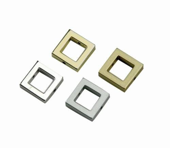 Schmuck-Quadratisch 23mm mattsilberfarben